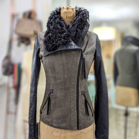Danier Leather Shearling Jacket - Picture 5 of 13